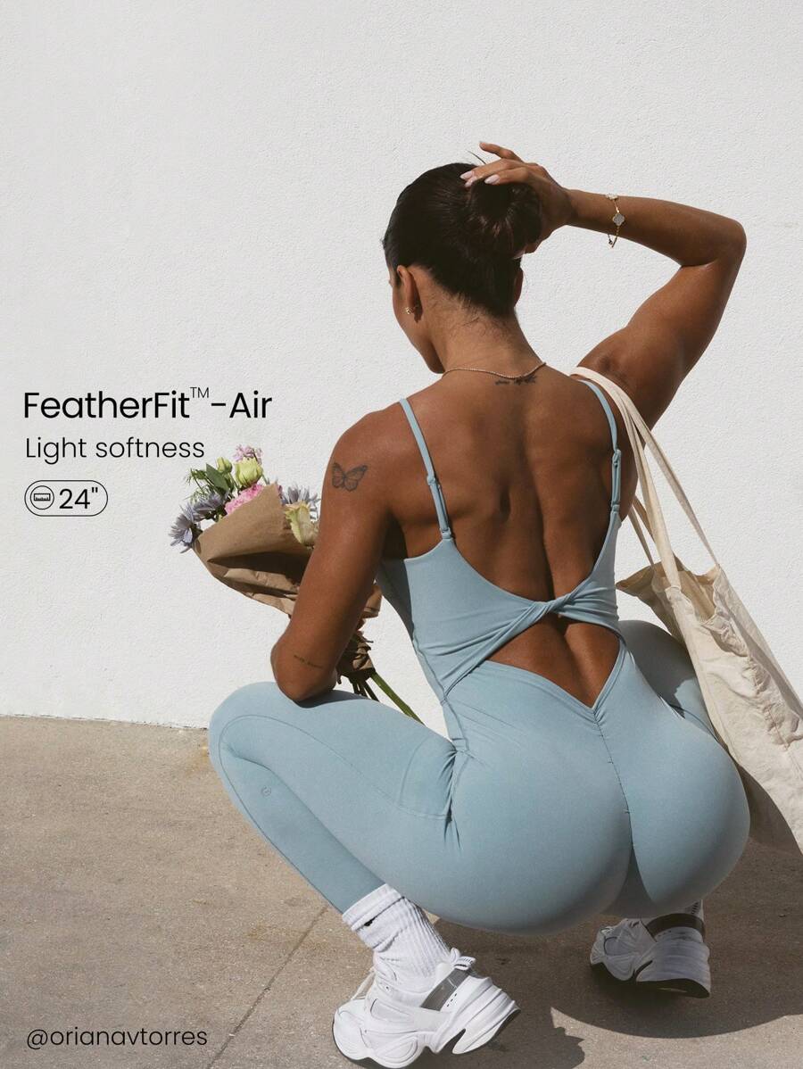 GLOWMODE 24 英寸 FeatherFit™-Air Make The Cut 打结后臀紧身连体衣 低冲击瑜伽日常可拆卸罩杯
