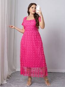 SHEIN Clasi 大码女式镂空蕾丝 U 形收腰 A 字短袖优雅太阳裙 - 玫紅色 - 查看 3