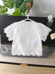 SHEIN Blusa de manga corta de color liso y de moda, adecuada para el verano, para niña joven