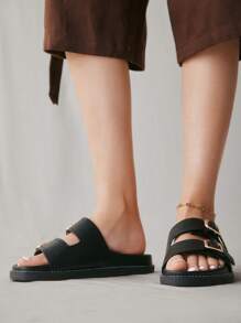 Solecia 夏季新款时尚百搭女士平底凉鞋，简约实用，多用途