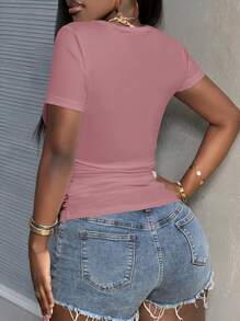 Slaydiva Áo thun nữ cổ tròn tay ngắn đơn giản, giản dị, co giãn, màu trắng, ôm vừa vặn, nhún bèo ở hông - Hồng - Xem 6