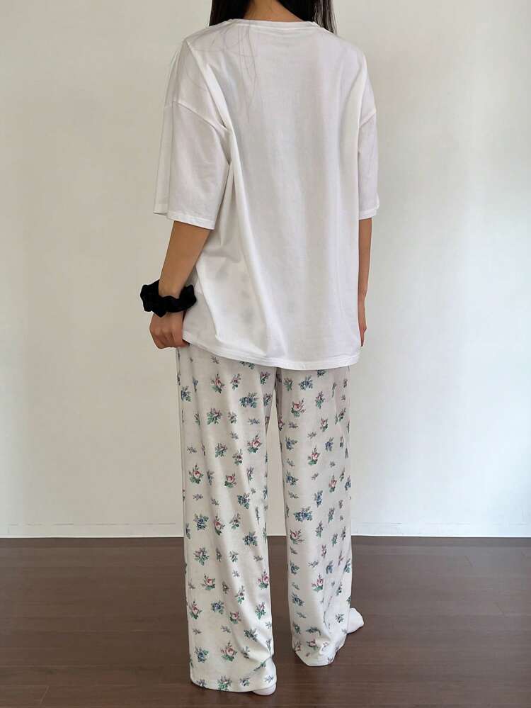 Allover Print Graphic T-Shirt & Loose Straight Ditsy Floral Full Print Pajama Pants 2 Pieces Sleepwear Set For Women