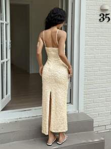 SHEIN Unity Vestido largo ajustado de tirantes de espagueti con lentejuelas de unicolor para mujer - Albaricoque - Ver 2