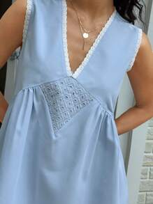 Flirla Abito corto casual da donna con scollo a V in pizzo a contrasto, senza maniche