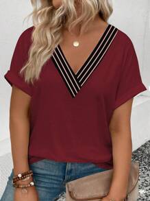 SHEIN Women's Colorblock Striped V-Neck Short Sleeve Cuffed Hem Casual Fashion Versatile Plus Size T-Shirt, Spring/Summer - Red - View 1