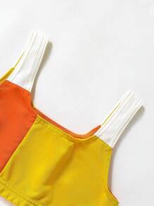 SHEIN Tween Girls 2pcs Contrast Color Splicing Crop Top And Shorts Set - Multicolor - View 7