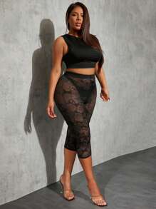 SHEIN SXY Plus Size Sheer Floral Print Capri Leggings: Black Knitted Fabric For A Chic Look - Black - View 5