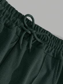 EURMUSE Cotton Men Patch Detailed With A Label Regular T-Shirt & Pants Two Pieces - Dark Green - View 8