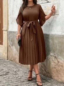 EMERY ROSE Damen Große Größen Einfarbiges plissiertes einfaches Tageskleid, für Weihnachten Maxikleid Outfit