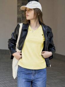 Jouncy Maglietta casual versatile da donna con stampa a pentagramma, scollo a V e maniche corte, top color giallo burro