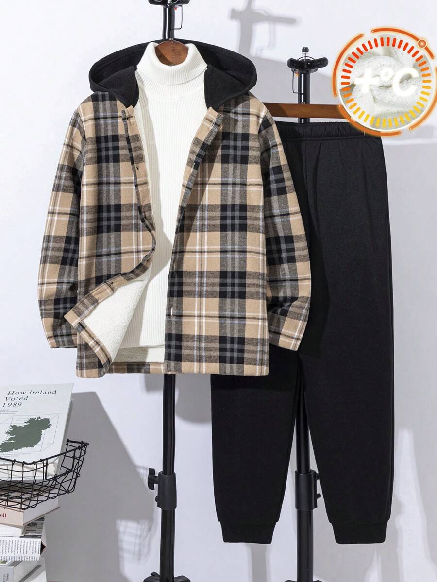 SHEIN 2 件套 Tween Boy 冬季休闲格子保暖内衬针织连帽上衣和纯色针织裤套装 - 黑色 - 查看 1