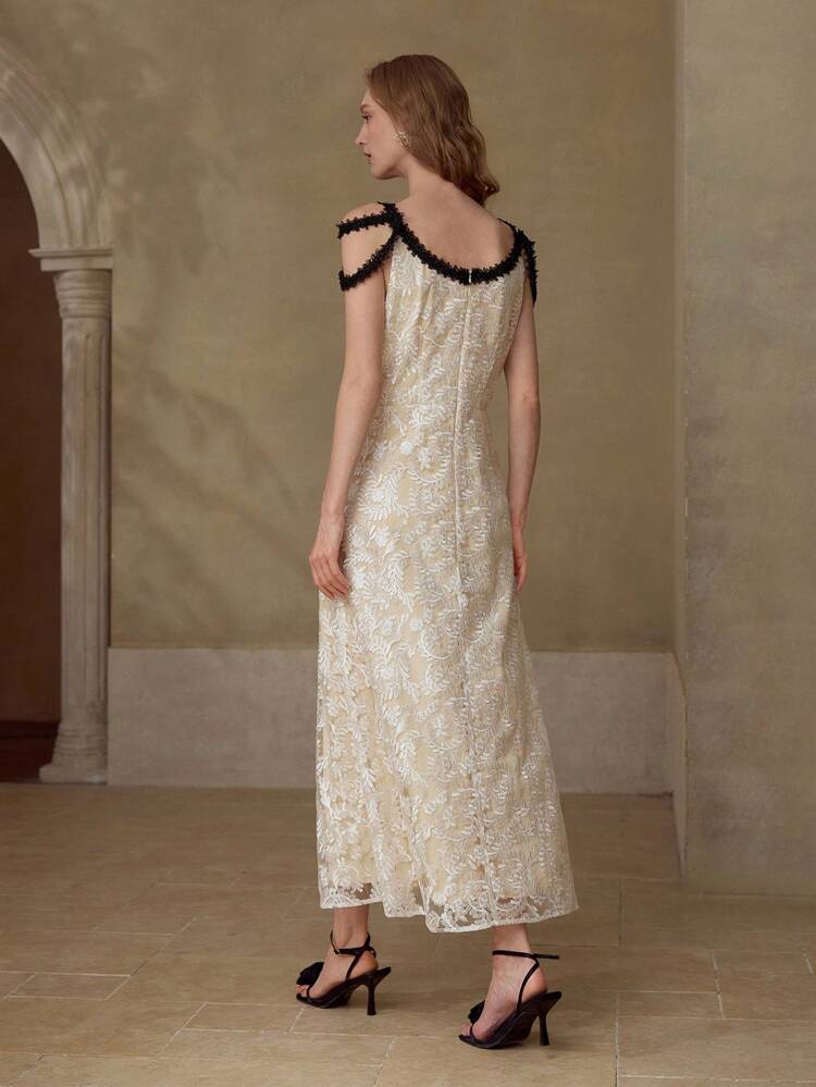 CONTRAST LACE EMBROIDERY DRESS