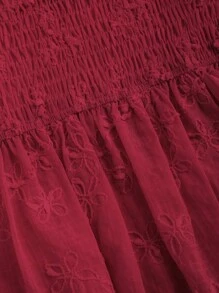 Sweetra 女性甜美花卉刺绣和褶皱 A 字下摆短袖女式衬衫，春夏 - 酒紅色 - 查看 3