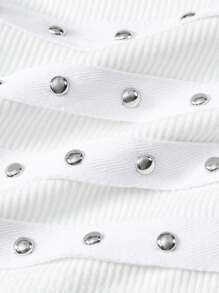 ROMWE Grunge Punk 女士韩流风无袖性感露背吊带上衣，饰有音符图案和铆钉，适合夏季海滩、毕业典礼、复活节、演唱会、度假等场合。 - 白色 - 查看 3