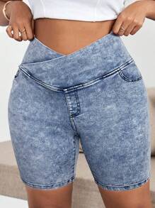 Dripcurv EZwear Plus Size Women's Stretch Denim Shorts, Casual Skinny Fit ,Casual Denim Knitted Stretch Short Leggings ,Super Short Cycling Shorts,Casual Daily Wear ,Yoga Sports ,High Waist Crossed Design Skinny - Blue - View 3