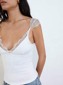 Maija 2025 夏季新款优雅蕾丝拼接修身腰部白色衬衫，适合婚礼宾客、现代时尚早午餐、机场、波西米亚度假、音乐节、复活节、毕业典礼、休闲日常穿着、浪漫、时尚、百搭；适合夏季度假