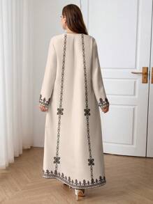 Al Najma Plus Size Arabian Dress: Elegant Woven Fabric Maxi Dress With V Neck And Long Sleeves, Featuring Embroidery And A Flared Hem, Perfect For Modest Style Fall Clothes Winter Clothes Chic Dress - White - View 2
