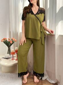 SHEIN Contrast Lace Patchwork Open Shoulder Tie-Side Short Sleeve Top & Long Pants Lounge Wear Pajama Set For Plus Size Women, Outfits - Green - View 6