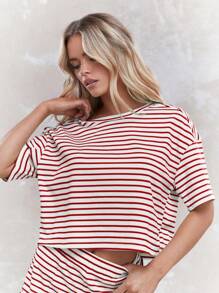 MISSGUIDED Striped Two-Piece Set Ribbed Knit Co-Ord Summer Casual Tshirt Shorts Set Beach Resort Wear Comfortable Stretch Activewear Set Everyday Casual - Red - View 3
