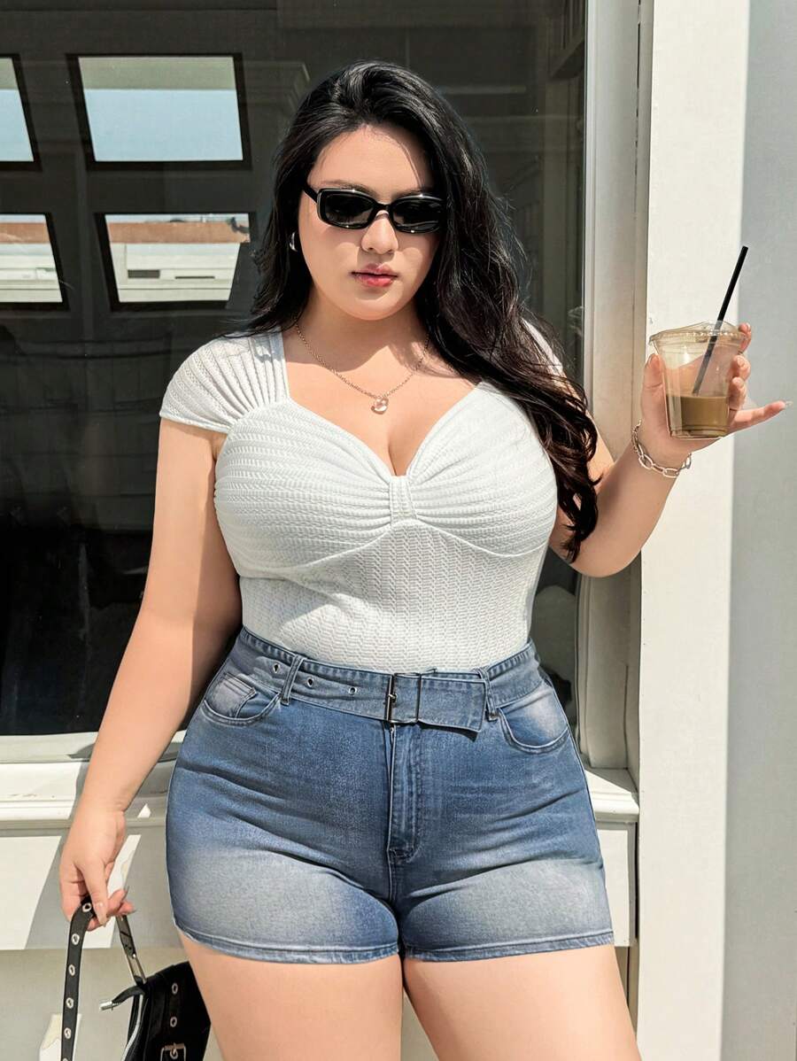 SHEIN EZwear Quần short denim cạp chun màu xanh nhạt lãng mạn tối giản mùa hè cỡ lớn cho nữ - Rửa nhẹ - Xem 1