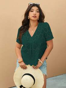 Elaquor Plus Size Solid Color Hollow Embroidery Shell Trim Casual Short Sleeve Shirt - Dark Green - View 4