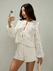 SHEIN PETITE 女式秋季碎花前系带灯笼袖衬衫配短裤两件套休闲套装，纹理面料纯色绣花面料两件套，长袖系带婴儿衬衫和短裤套装，夏季套装 - 杏色 - 查看 3