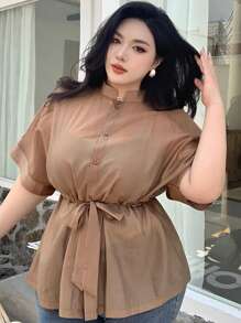 Dazy Plus 纯色翻领插肩袖系腰衬衫 - 卡其色 - 查看 9