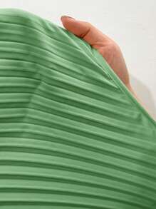 SHEIN Privé Plus Size Elegant Simple Solid Color Pleated Sleeveless Dress, Summer