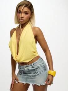 SUMWON WOMEN Multi-Layered Deconstructed Raw Hem Denim Mini Skirt, Y2K Fashion Three-Tier Design, Distressed Festival Summer Club Party Streetwear