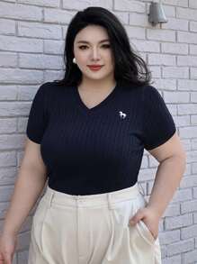 Dazy Plus Embroidery Pattern V-Neck Slim Fit Short Sleeve Knit Sweater - Navy Blue - View 2