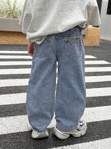 SHEIN Young Boy Fall Winter Vintage Urban Street Cool Style Casual Distressed Comic Pattern Baggy Loose Fit Blue Denim Jeans, For Back To School Clothes And Streetwear