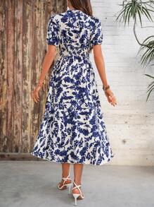 SHEIN Clasi Abito da spiaggia con maniche a sbuffo e stampa floreale all-over, adatto per vacanze e uso casual