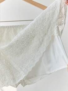 Elamini Quần short cạp thấp mini thời trang đa năng thêu ren trắng, vải thêu rỗng thời trang mùa xuân/hè - trắng - Xem 4