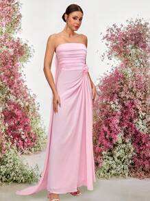 SHEIN Belle Robe de demoiselle d'honneur élégante et romantique en tissu de mousseline rose avec fleurs 3D, épaules dénudées, volants et coupe évasée pour soirée