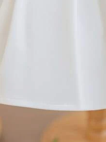 SHEIN Glamorique Kids 女童春夏圆领串珠装饰 V 形背部设计可拆卸大蝴蝶结缎面派对连衣裙 - 白色 - 查看 8