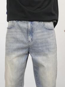 Manfinity Hypemode Men's Light Wash Denim Jeans: Long Zipper Fly And Classic Fit For Everyday Wear - Light Wash - View 6