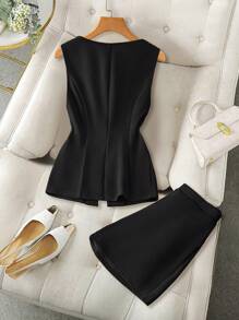 SHEIN LUNE 大码纯色前扣无袖休闲上衣和短裤套装 西装 女式波西米亚风 90 年代服饰 节日 复古风 女士夏季服装 夏季波西米亚风 复古风 女士夏季服装 春假狂欢服装 节日 春假服装 - 黑色 - 查看 2