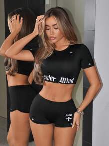 SHEIN ICON 2 Conjunto de Mujer Camiseta de Manga Corta con Estampado de Letras y Pantalones Cortos de Cintura Baja 2 Piezas Conjunto Ropa de Verano Mujer Para Outfit de Pascua y Aeropuerto de Ibiza