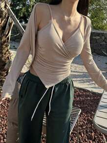 Strévra Set da 2 pezzi per donne, top senza maniche e giacca slim fit con balze e orlo asimmetrico, estivo