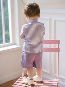 Souflis Souflis Set 2 Potong Baju Lengan Pendek Berkerah Tegak Bergaris dan Celana Pendek Kasual Ungu untuk Bayi Laki-laki - Purple - View 2