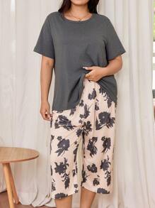 SHEIN Pijama informal de mujer con estampado floral, pantalones de 7/8 y mangas cortas, tallas grandes