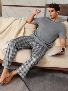 Herren 2 Stücke Set: einfarbiger Kurzarm-Rundhals-Top und karierte Hose als Schlafanzug für Zuhause