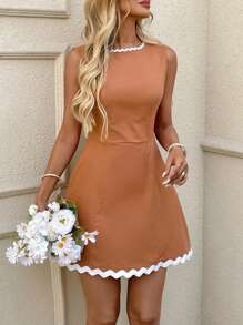SHEIN LUNE Abito a-line senza maniche con scollo a nodo, motivo a onde a contrasto, adatto per vacanza casual ed elegante per le donne