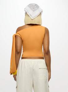 SUMWON WOMEN 俱乐部不对称肩带细节短款上衣夏季节日派对俱乐部舞蹈表演休闲街头服饰 Y2K 时尚宣言上衣 - 黃色 - 查看 2