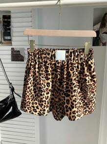 CovetEZ Plus Size Casual Leopard Print Woven Fabric Belted Short Shorts