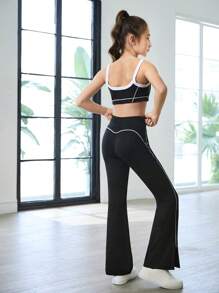 SHEIN 青少年女孩运动服撞色运动胸罩和高弹力紧身喇叭裤瑜伽套装，四向拉伸透气套装，适合跑步和锻炼 - 黑色 - 查看 5