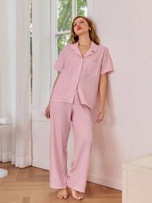 Dream Adore Conjunto de pijama de camisa de solapa con estampado de rayas rosa y pantalones de corte holgado para mujer