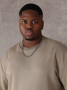 SUMWON Conjunto de dos piezas de talla grande premium, de felpa francesa gruesa de manga corta, casual, para entrenamiento, de verano y primavera