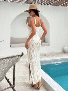 SHEIN Elegante vestido de ganchillo y tejido de punto blanco tipo maxi con un delicado patrón de encaje y tirantes tipo espagueti