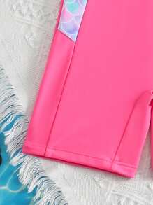 Young Girls Fish Scale Print Splice One-Piece Swimsuit, Beach Holiday - Pink - View 3